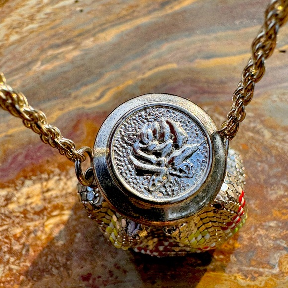 Vintage  Whiting & Davis mesh beggars purse - Picture 12 of 12